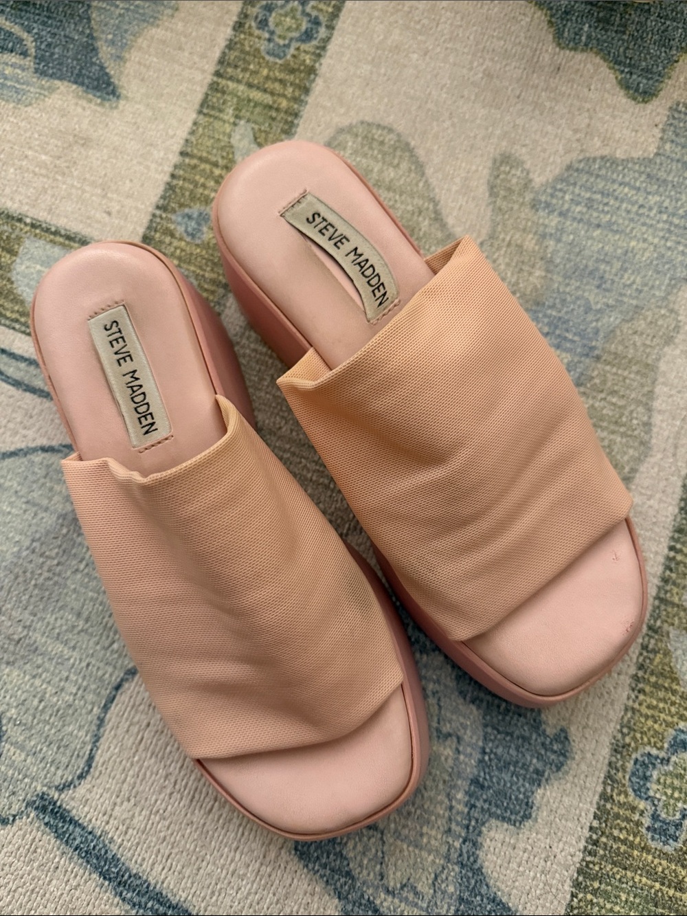 Steve Madden Peach and Blush Slip-On Mules